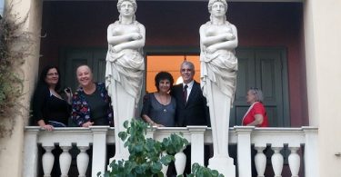 Καρακατσάνης γλύπτης