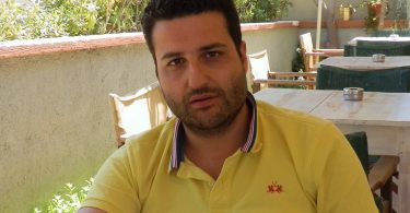 Πέτρος Πετρίτης